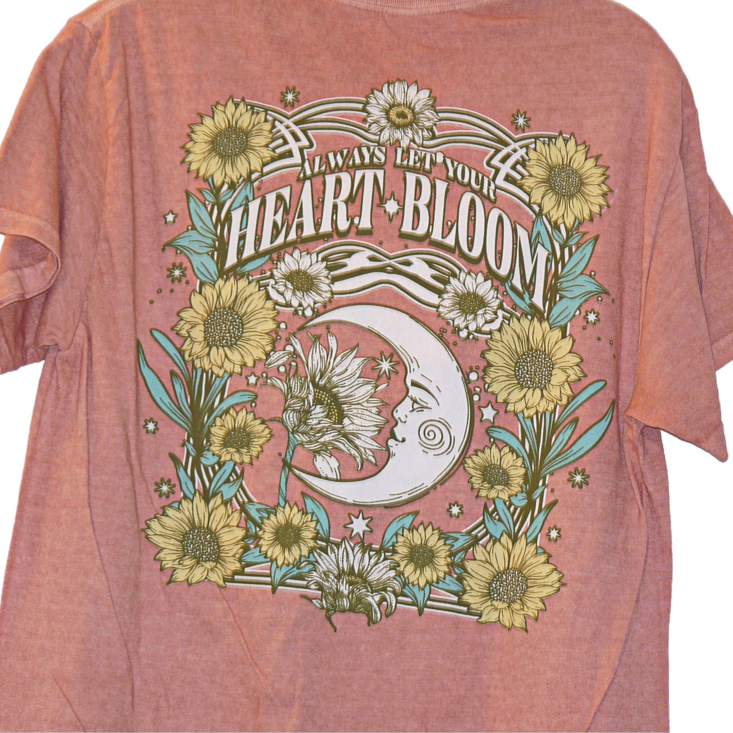 Tree Hugger T-Shirt Size Medium