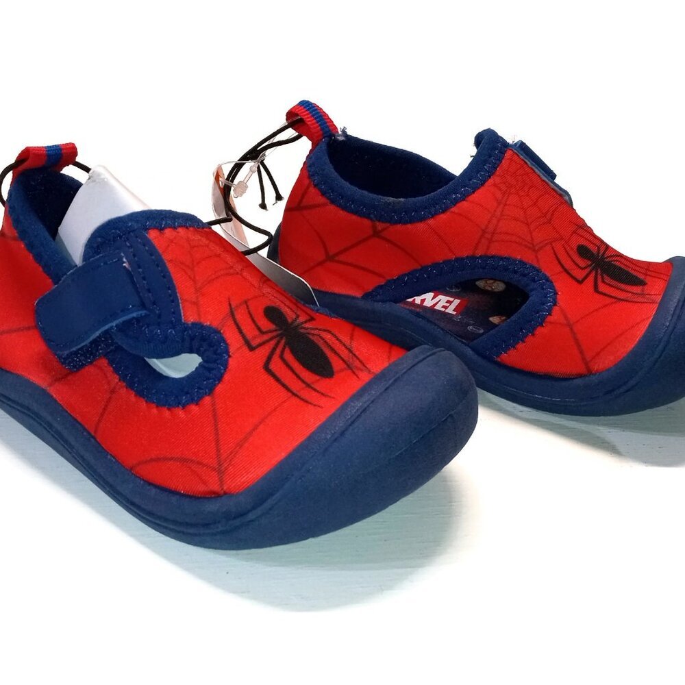 NWT Ground Up Marvel Spiderman Toddler Boys Size 5/6 Water Shoes