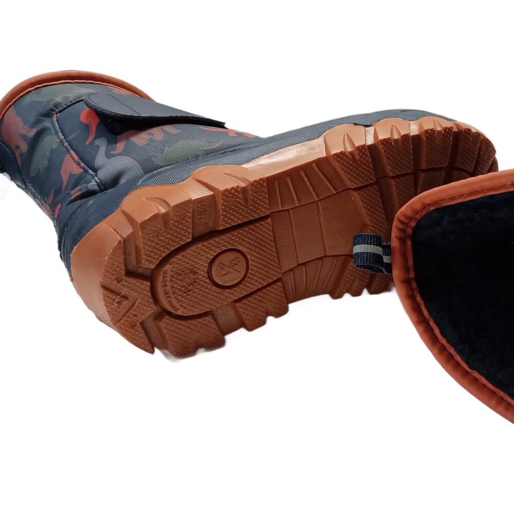 NWT Snow Boots Kids Size 13