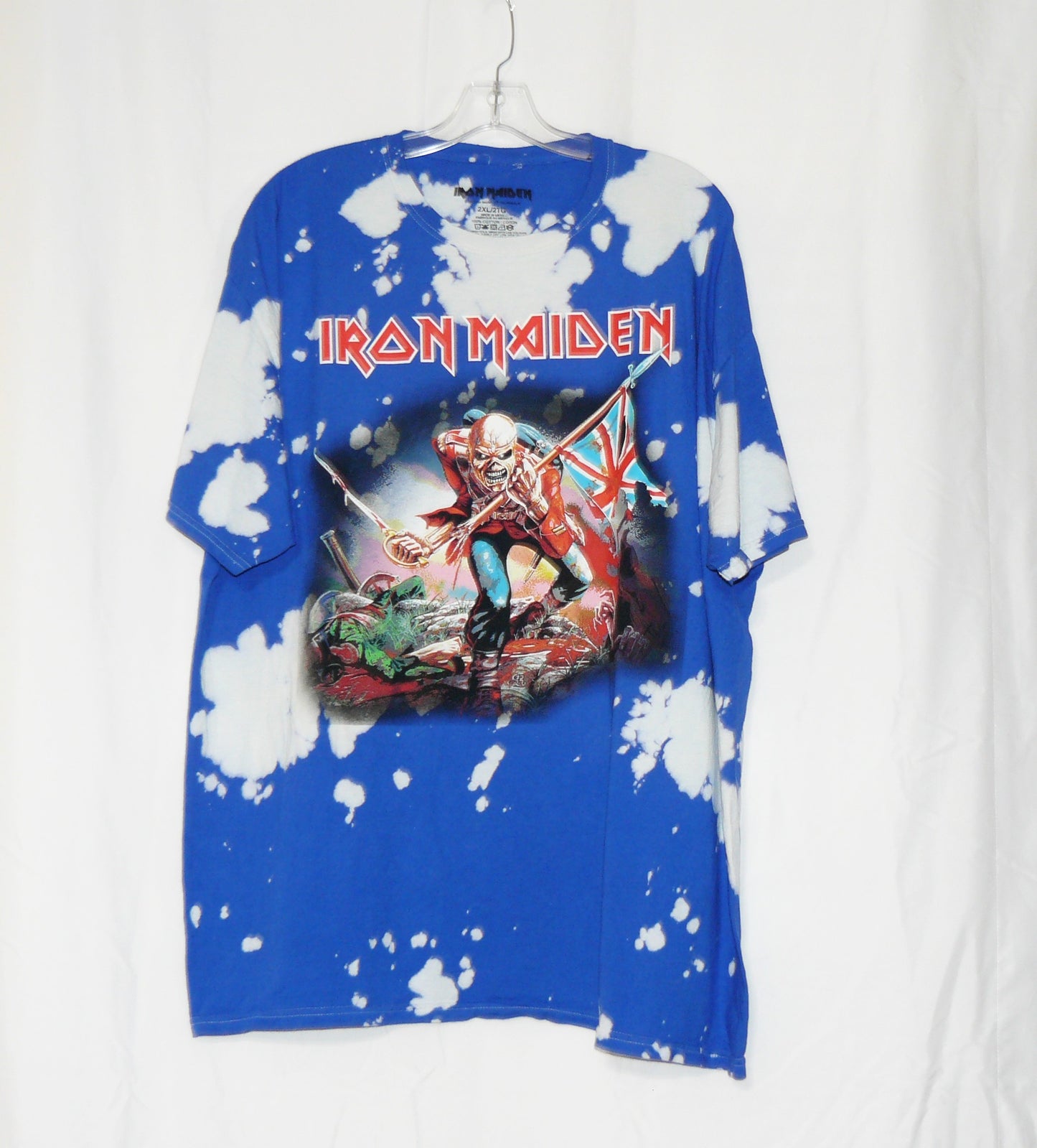 Iron Maiden Trooper T-Shirt NWOT Size Med and Ex-Large