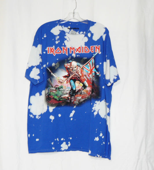 Iron Maiden Trooper T-Shirt NWOT Size Med and Ex-Large