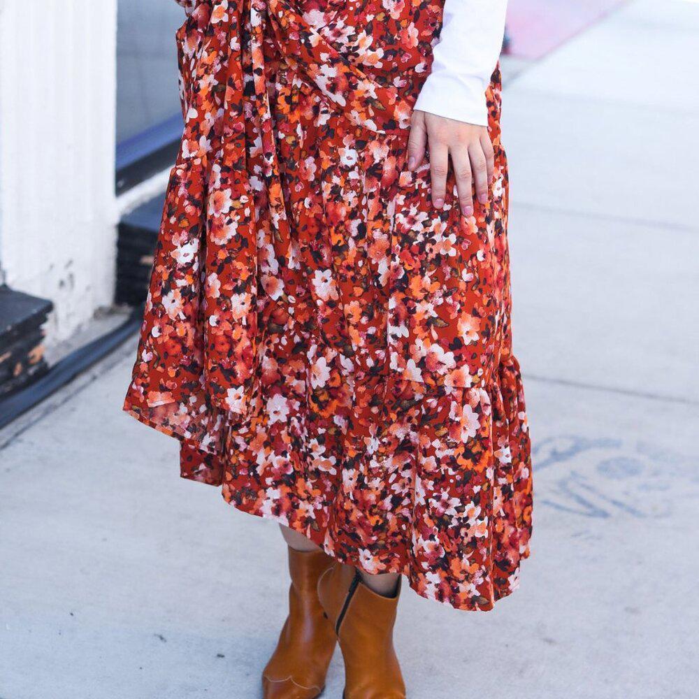 NWT Floral Smocked Waist Tiered Design Midi Skirt 1X, 3x