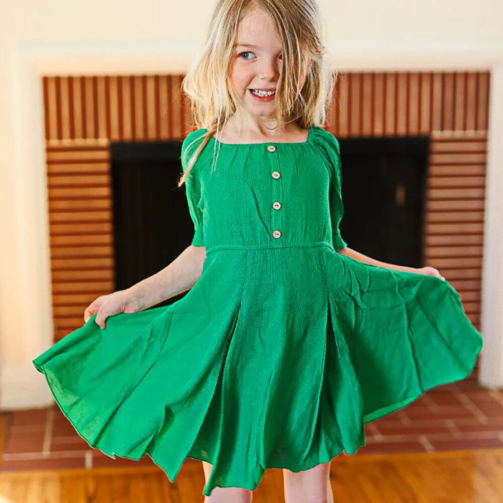 NWT  -Sizes-Sm-Med-Large & XL -Green Pleated Back Dress