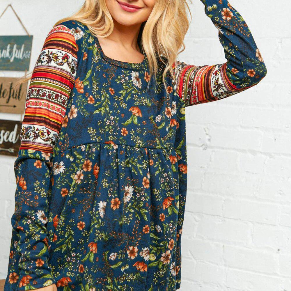 Navy Floral Hacci Babydoll Unique Sleeve Top Sz Large