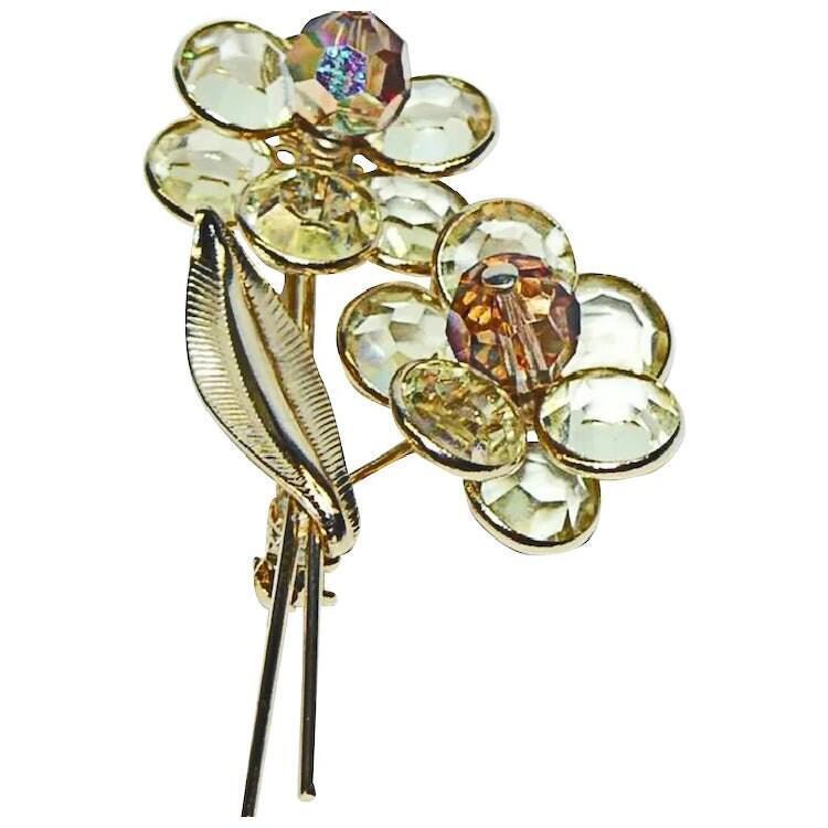 Beautiful Faceted Crystal Flower Brooch